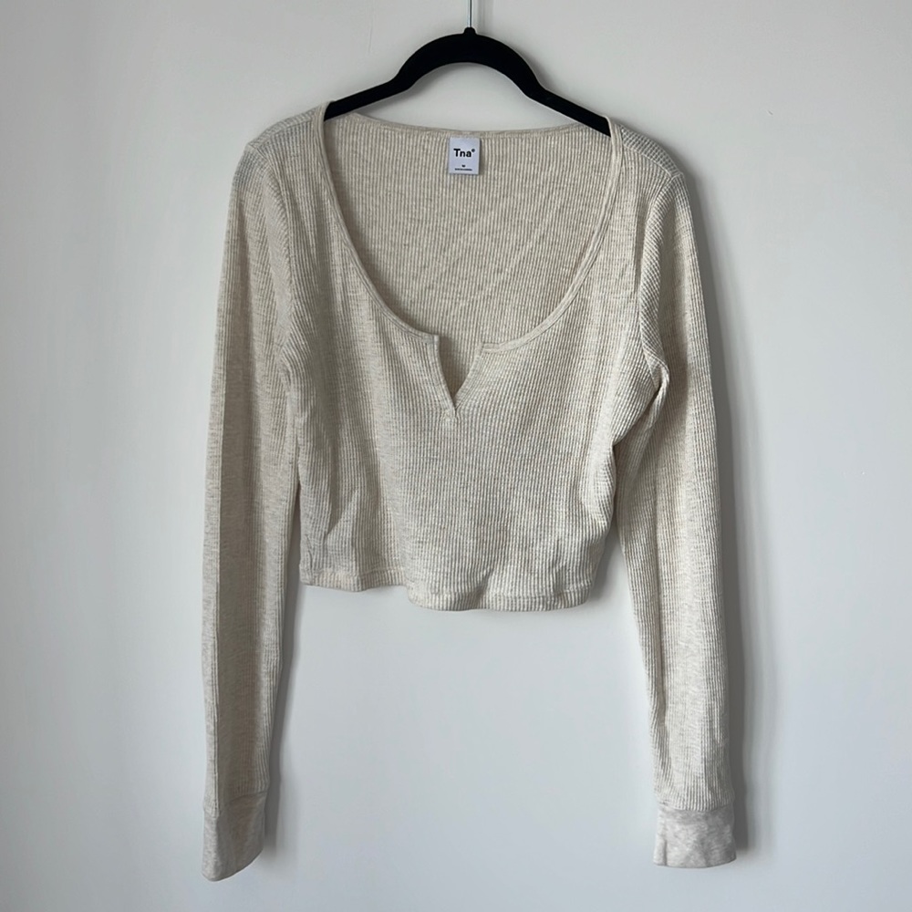 TNA Waffle Scoopneck longsleeve cropped tee